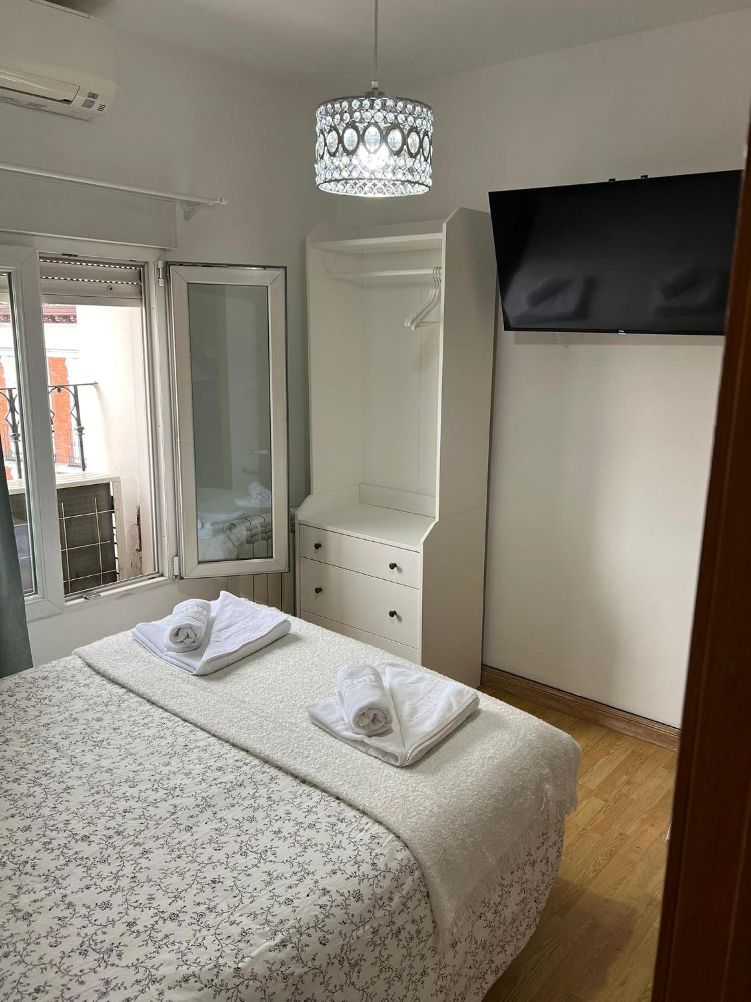 Hostal Flat55Madrid Exterior foto
