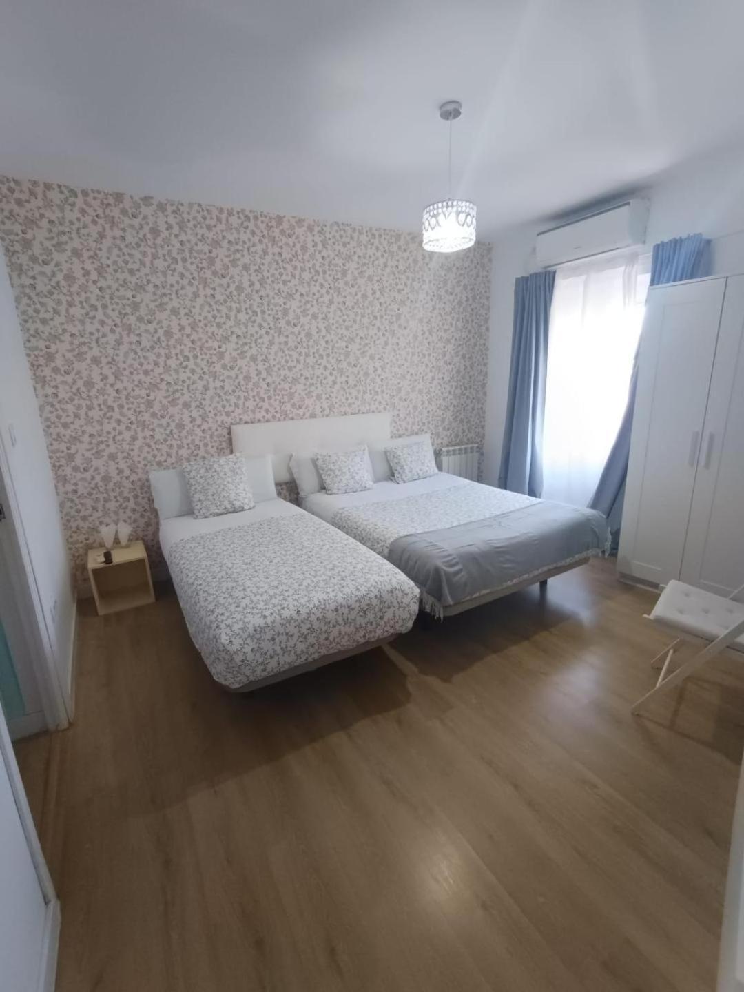 Hostal Flat55Madrid Exterior foto