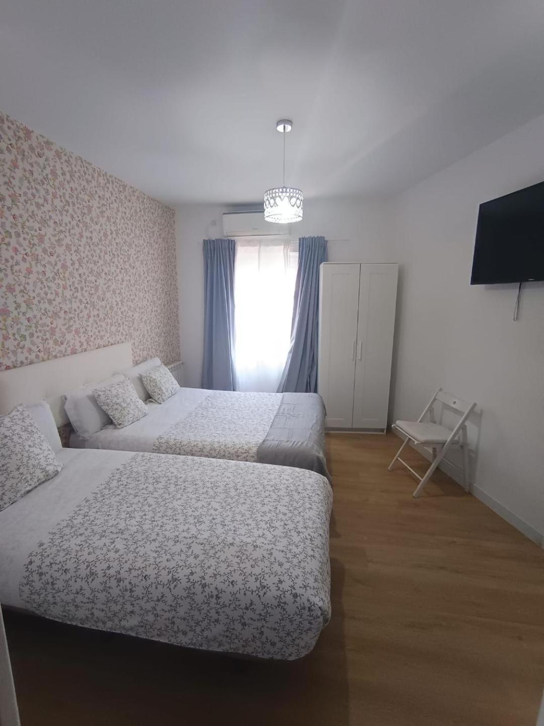 Hostal Flat55Madrid Exterior foto